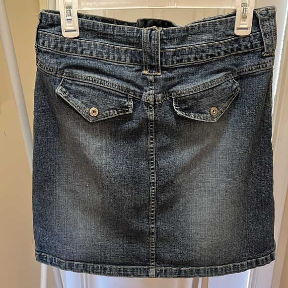 Carolina Blue Mini Denim Skirt / side zip with pockets Size 14 - Picture 6 of 7